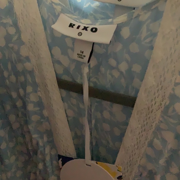 Floral Puff Sleeve Lace Inset Dress - Picture 8 of 8